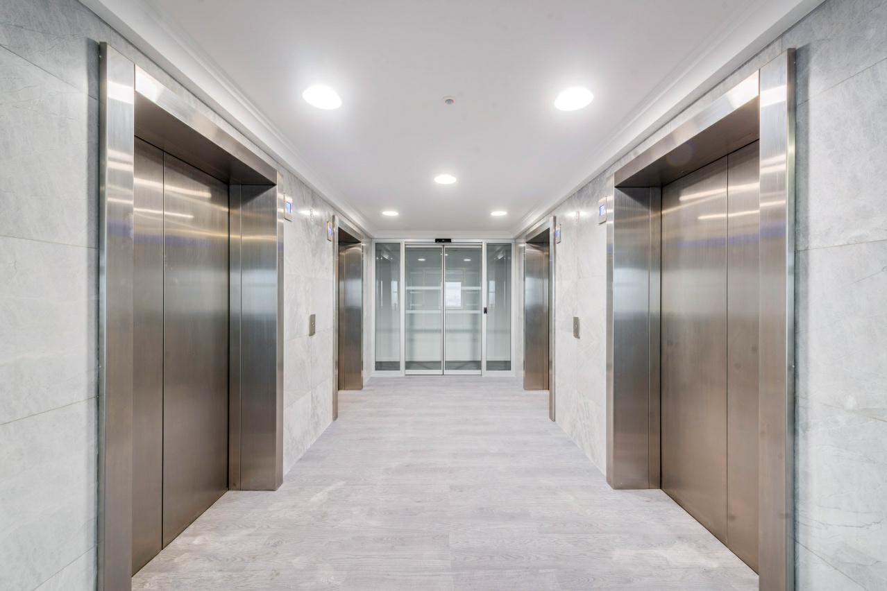 Bureau La Défense 9225m² Location bureau Courbevoie Hauts-de-Seine OLBUR2001236 3